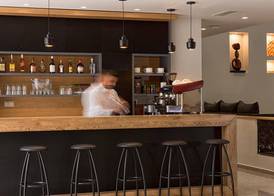 Irini Hotel 4