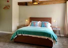 Old Fleece Apartments 4