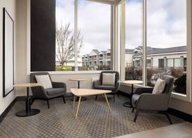 Holiday Inn Ontario by IHG 3