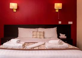 Kings Arms Hotel 4