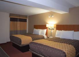 Knights Inn Arnprior 4
