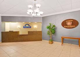 Days Inn by Wyndham Orlando Airport Florida Mall 3