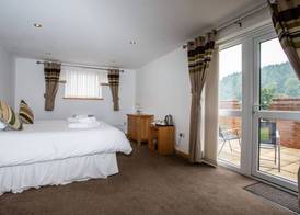The Windmill Inn 5