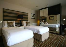 The White Hart 4
