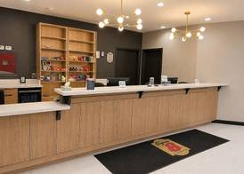 Super 8 by Wyndham Brenham TX 3