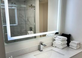 Quality Inn Creekside - Downtown Gatlinburg 5