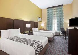 La Quinta Inn & Suites By Wyndham Houston Pasadena North 3