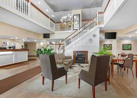 Quality Inn & Suites Bellville - Mansfield 4