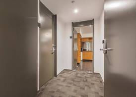 Punthill Apartment Hotel - Little Bourke 4