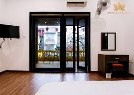 Lotus Village Hotel 5