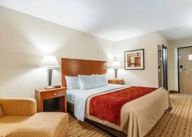 Quality Inn & Suites Eau Claire University Area 4