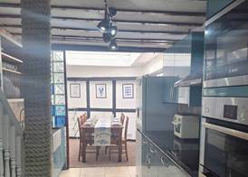 Bespoke Holiday Home by the Jurassic Coast 4