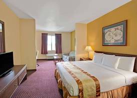 Days Inn & Suites by Wyndham Hickory 5