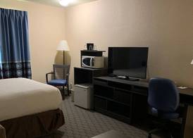 Super 8 by Wyndham Swan River MB 5