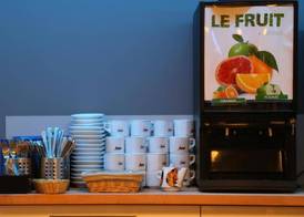 Atoll Hotel Logis Angers, Beaucouzé 3