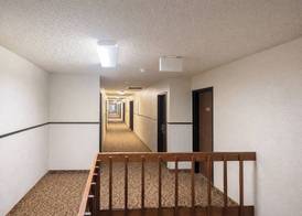 Lone Tree Inn 2
