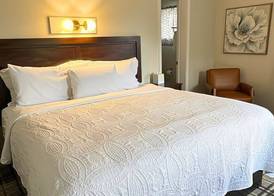 Blowing Rock Inn 4