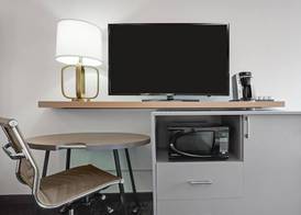 Holiday Inn ROANOKE AIRPORT-CONFERENCE CTR by IHG 5