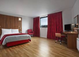 Ramada Encore Newcastle-Gateshead 3