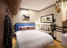 Kitsch Hotel 3