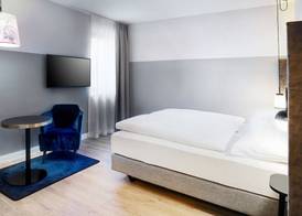 STAGE 12 Hotel by Penz 5
