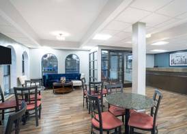 Super 8 by Wyndham Murfreesboro 2