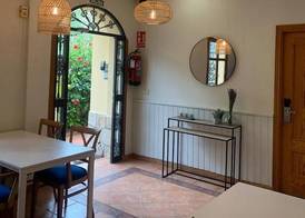 Hostal Moscatel 4