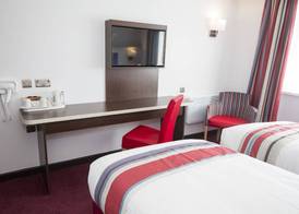 Ramada by Wyndham Milton Keynes 3