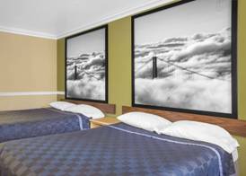 Super 8 By Wyndham Hayward Downtown 4