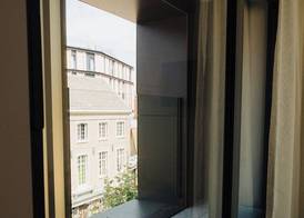 Door9 4