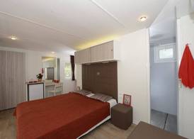 Holiday Home Deluxe by Interhome 5