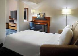 Fairfield Inn and Suites Charleston North/University Area 4