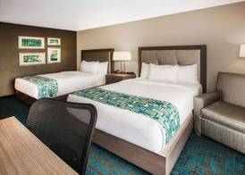 La Quinta by Wyndham St. Paul-Woodbury 5