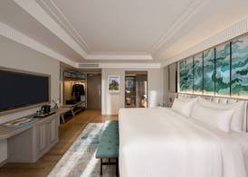 La Siesta Premium Lakeside 4