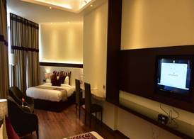 Marigold Sarovar Portico Shimla with Heated pool and AC Rooms-A Resort cottage and SPA 5