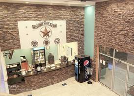 B&J HOTEL AND APARTMENTS 4