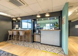 B&B HOTEL Brest Centre Port de Commerce 5