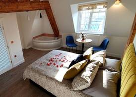 Angel Townhouse 2
