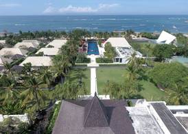The Royal Santrian 4