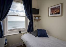Channel View Guest House 5