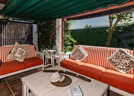 Brown Jug Guest House 2