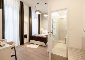 Oasis Luxe Boutique Suites by BQA 5
