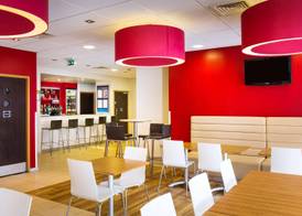 Travelodge Norwich Central Riverside 4