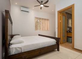 Royale Suites by Arc Royale Luxury Apts 4