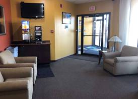 Days Inn by Wyndham Henrietta/Rochester Area 4