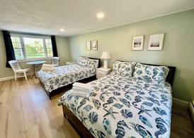 Sandy Neck Motel 5