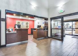 Comfort Inn & Suites Love Field-Dallas Market Center 3