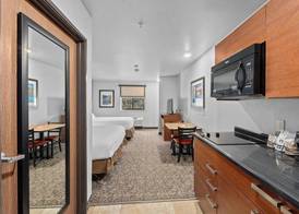 MainStay Suites Spokane Valley 4
