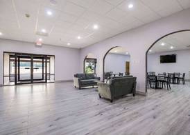 Quality Inn Grayville 5