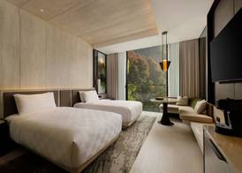 Padma Hotel Bandung 5